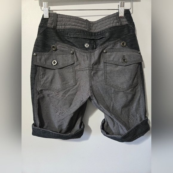 Lululemon Ride On Grey Women's Shorts. Size 2 - Picture 6 of 14